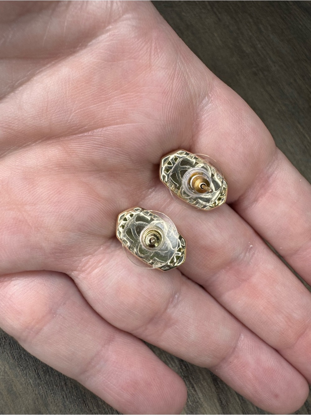 NEW Kendra Scott Gold Necklace and Stud Earrings with Pale Green Stones - Picture 5 of 5